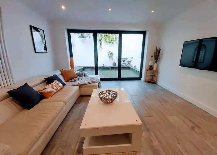 Spacious 4 Bedroom House